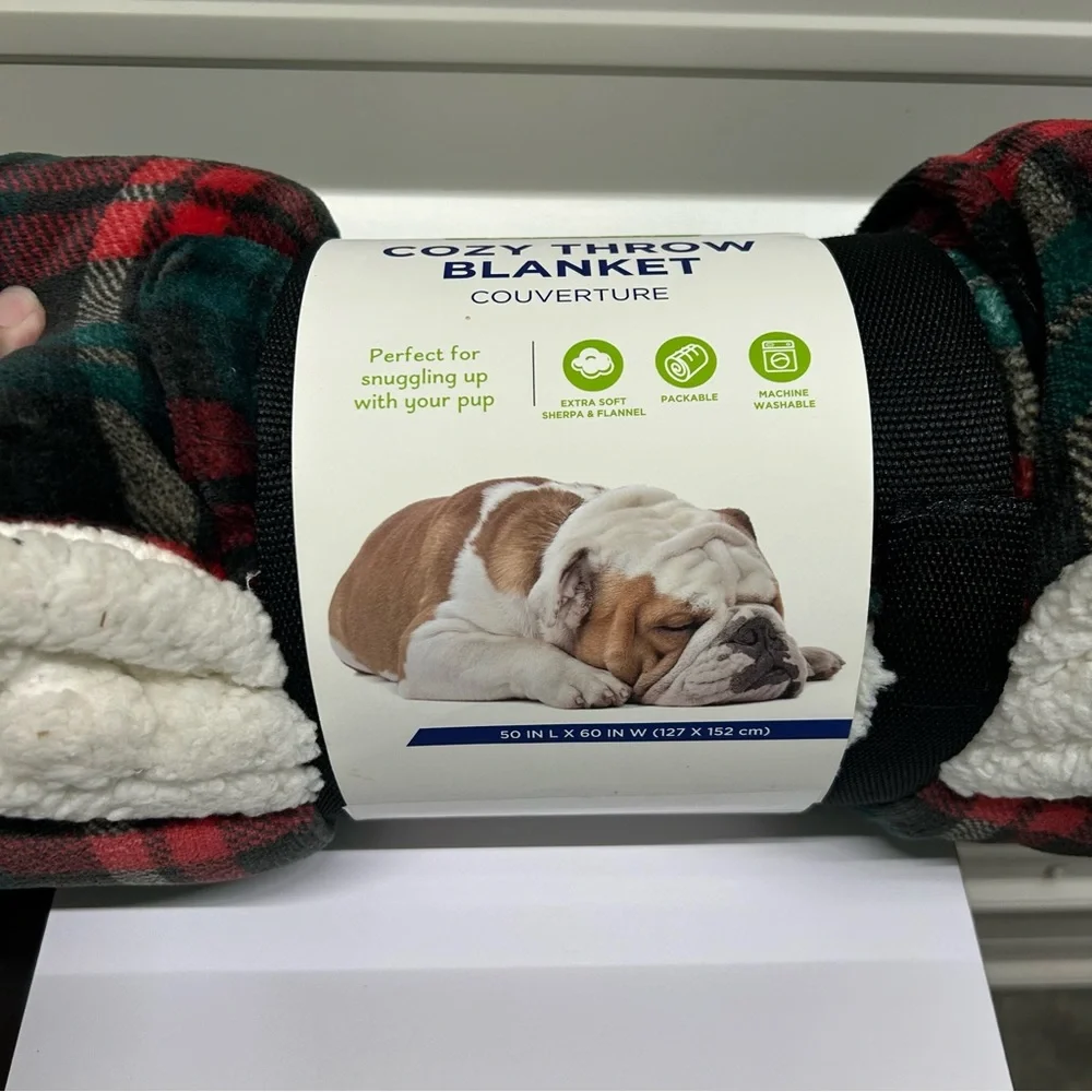 Roll ‘N Go Cozy Plaid Throw Blanket for Dogs by Top Paw ~Machine Washable~New